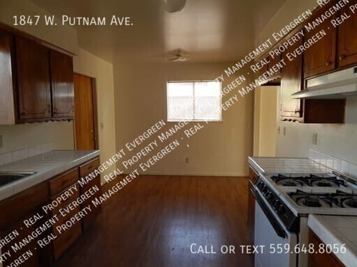 1847 W Putnam Ave in Porterville, CA - Building Photo - Building Photo