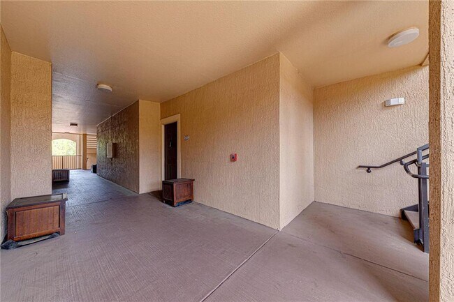 5500 Metrowest Blvd in Orlando, FL - Building Photo - Building Photo