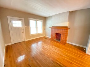 2567 Indianola Ave in Columbus, OH - Building Photo - Building Photo