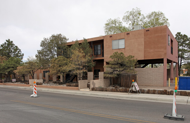 202 Quincy St NE in Albuquerque, NM - Building Photo - Building Photo