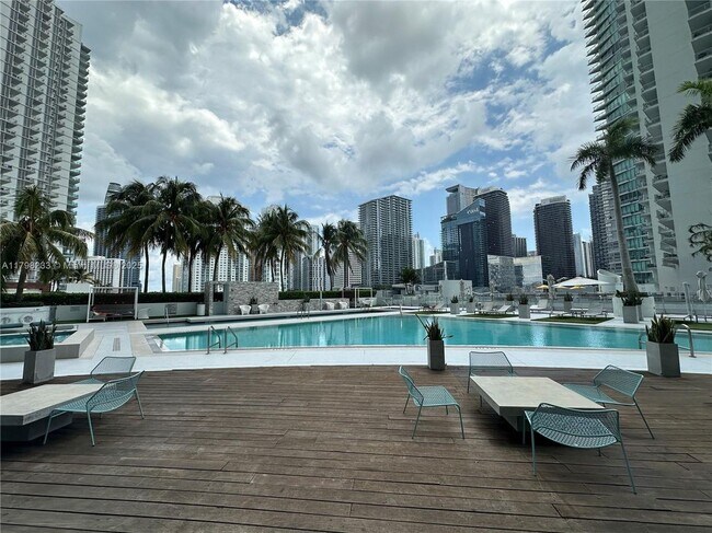 property at 90 SW 3rd St