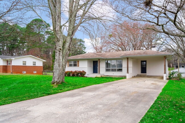 2115 Ballard Pl in Chattanooga, TN - Building Photo - Building Photo