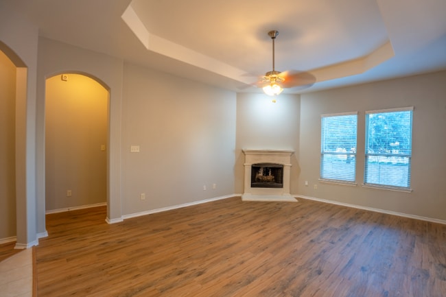 1605 Lake Pine Dr in Little Elm, TX - Building Photo - Building Photo