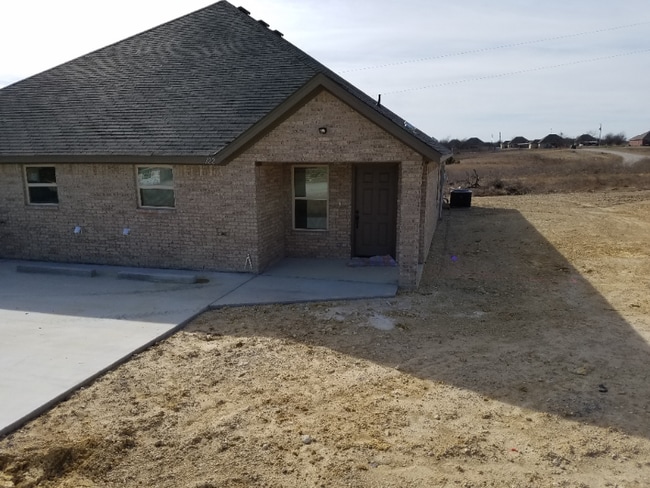 101 Crossfire Ct in Weatherford, TX - Building Photo - Building Photo