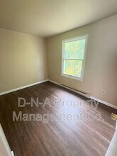 106 Madison St in East Stroudsburg, PA - Foto de edificio - Building Photo