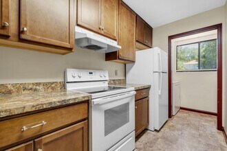 2398 Continental Ave in Tallahassee, FL - Building Photo - Building Photo