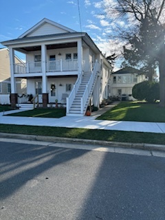 25 Wesley Ave, Unit Year Round 2nd Floor in Ocean City, NJ - Building Photo