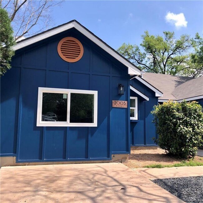 2003 Kirksey Dr in Austin, TX - Building Photo - Building Photo