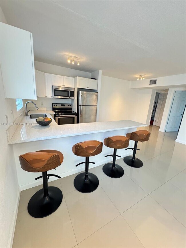 property at 8035 Crespi Blvd