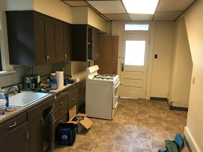 804 College Ave in Morgantown, WV - Building Photo - Building Photo