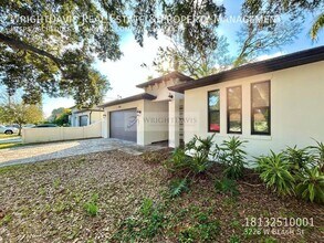 3228 W Beach St in Tampa, FL - Foto de edificio - Building Photo