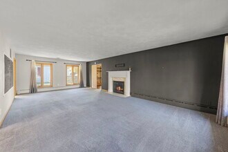 175 S Harrison Ave in Aurora, IL - Building Photo - Building Photo