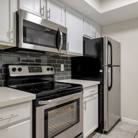 Town Home Living in Phoenix, AZ - Building Photo - Building Photo