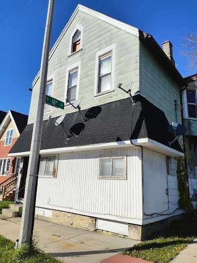 property at 1335 S 18th St