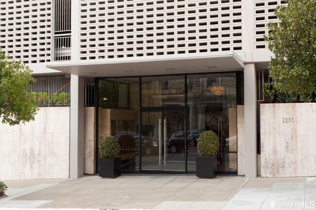 2200 Sacramento St-Unit -208 in San Francisco, CA - Building Photo - Building Photo