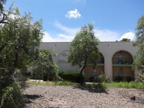 1800 S Santa Monica St in Deming, NM - Building Photo - Building Photo