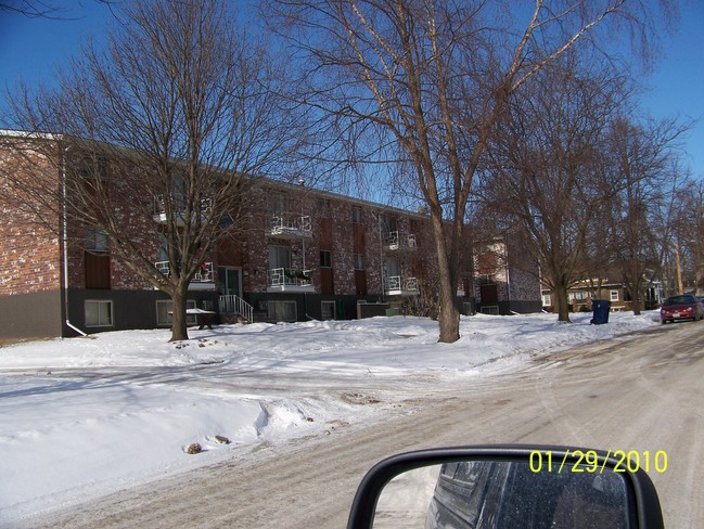 309-311 W 6th St in Tipton, IA - Building Photo - Building Photo