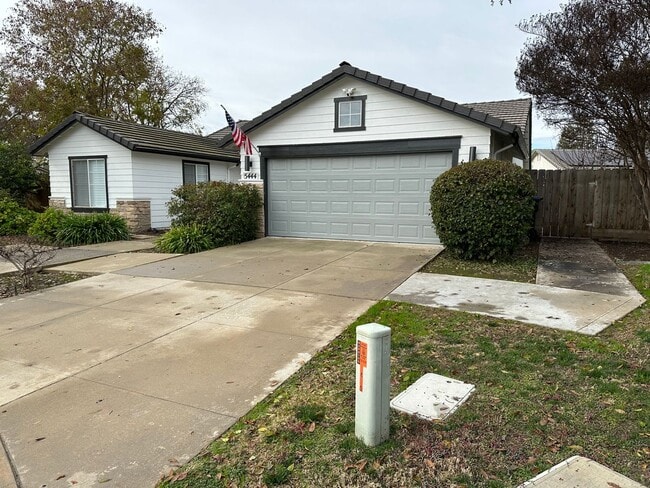 5444 W Sunnyside Ct