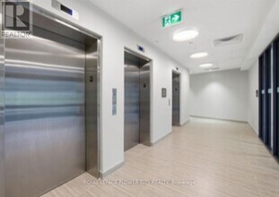 1100 Lackner Pl in Kitchener, ON - Building Photo - Building Photo