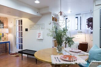 3511 Center St NW in Washington, DC - Building Photo - Building Photo