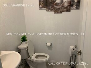 3033 Shannon Ln NE in Rio Rancho, NM - Building Photo - Building Photo