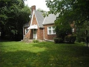 9632 Highland Rd in Pittsburgh, PA - Building Photo - Building Photo