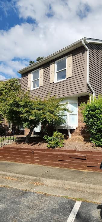 property at 377 E Montcastle Dr