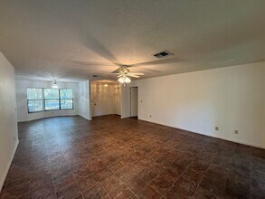 9231 SW 197th Cir in Dunnellon, FL - Building Photo - Building Photo
