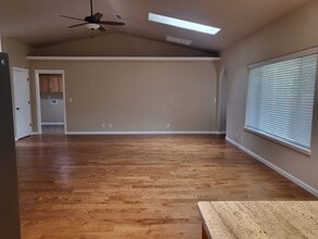 1605 SW Kokanee Ln in Grants Pass, OR - Building Photo - Building Photo