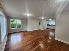 6583 Worthington Way in Sooke, BC - Building Photo