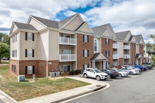 The Gables of Jefferson Commons in Forest, VA - Building Photo