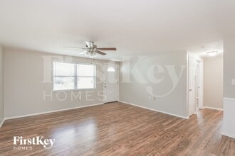 3530 Brompton Dr in Holiday, FL - Foto de edificio - Building Photo