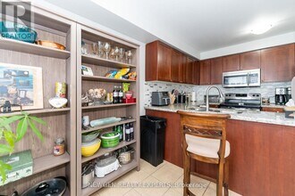 89 Seed House Ln in Halton Hills, ON - Building Photo - Building Photo