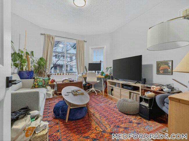 44 William St, Unit 2