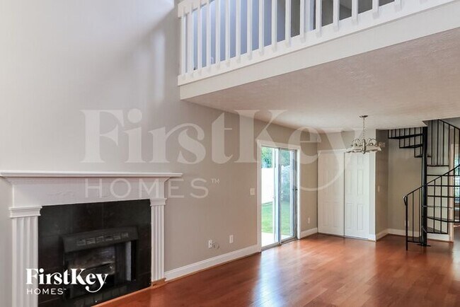 680 Crossbridge Alley in Alpharetta, GA - Building Photo - Building Photo