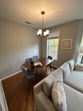 911 W Wrightwood Ave in Chicago, IL - Building Photo - Building Photo