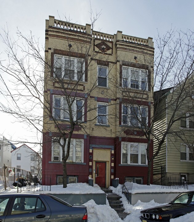 53 Bostwick Ave in Jersey City, NJ - Building Photo