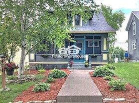 421 Locust St in Hudson, WI - Building Photo