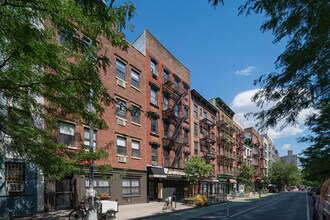 511 E 12th St in New York, NY - Foto de edificio - Building Photo