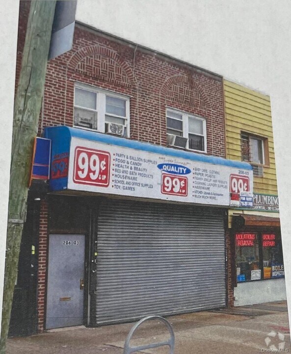 206-03 Jamaica Ave in Queens, NY - Building Photo