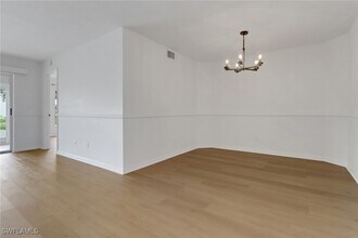 9836 Luna Cir in Naples, FL - Building Photo - Building Photo