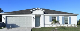 458 El Dorado Ave SE in Palm Bay, FL - Building Photo