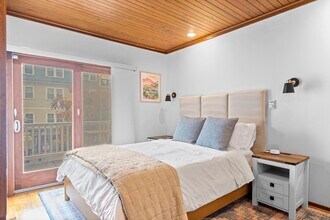 674 E Broadway in Boston, MA - Building Photo - Building Photo