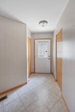 2479 Stoughton Cir in Aurora, IL - Building Photo - Building Photo