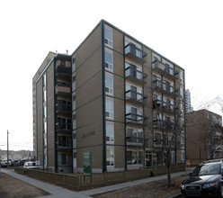 Lincoln Tower in Calgary, AB - Building Photo - Building Photo