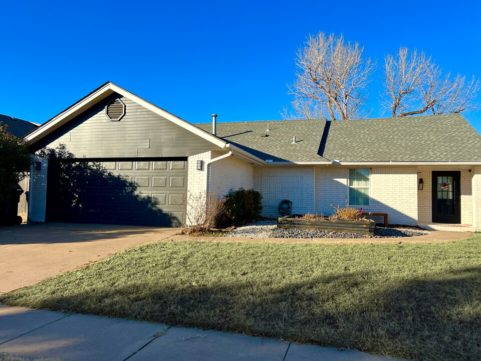 1417 NW 184th St in Edmond, OK - Building Photo