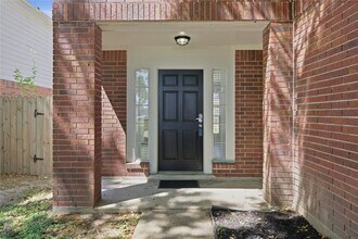 2034 Greenwest Dr in Missouri City, TX - Building Photo - Building Photo