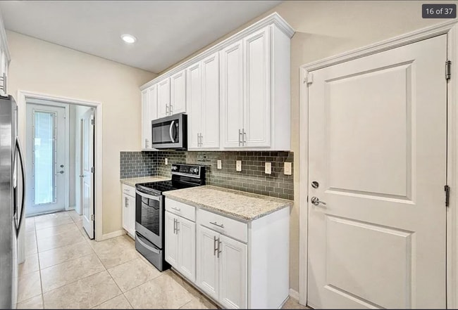 property at 4810 Eucalyptus Dr