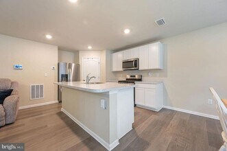 504 Currant Cir in Magnolia, DE - Building Photo - Building Photo