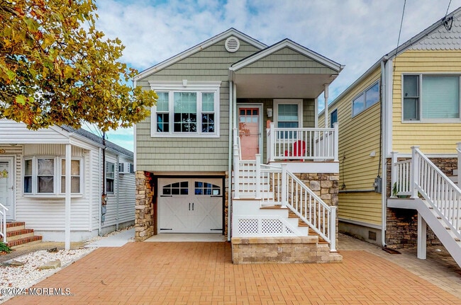 property at 222 Hiering Ave